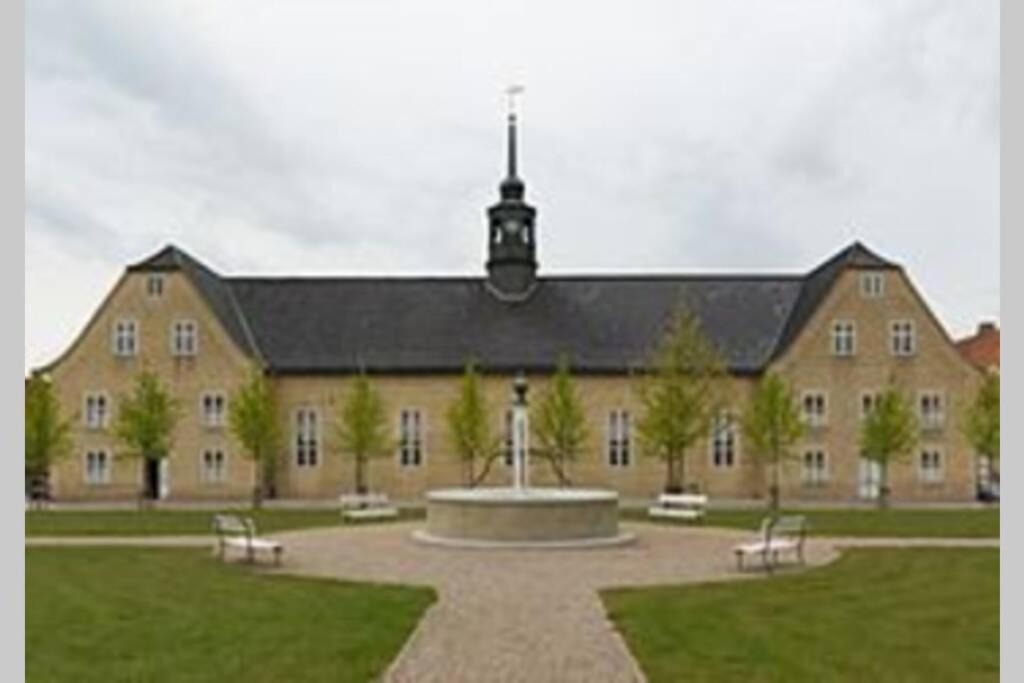 Big House In The Countryside Near Unesco City كْريستانسفيلد المظهر الخارجي الصورة
