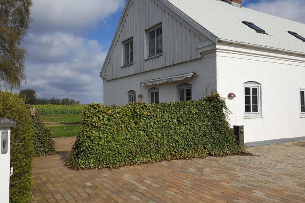 Big House In The Countryside Near Unesco City كْريستانسفيلد المظهر الخارجي الصورة
